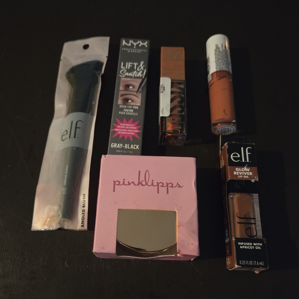 Make Up Bundle Powder Brush Blush Brows Lip Gloss‎ NEW